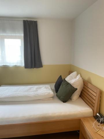 1 Zimmer Appartement Nahe Gmunden Top2 Pinsdorf ภายนอก รูปภาพ